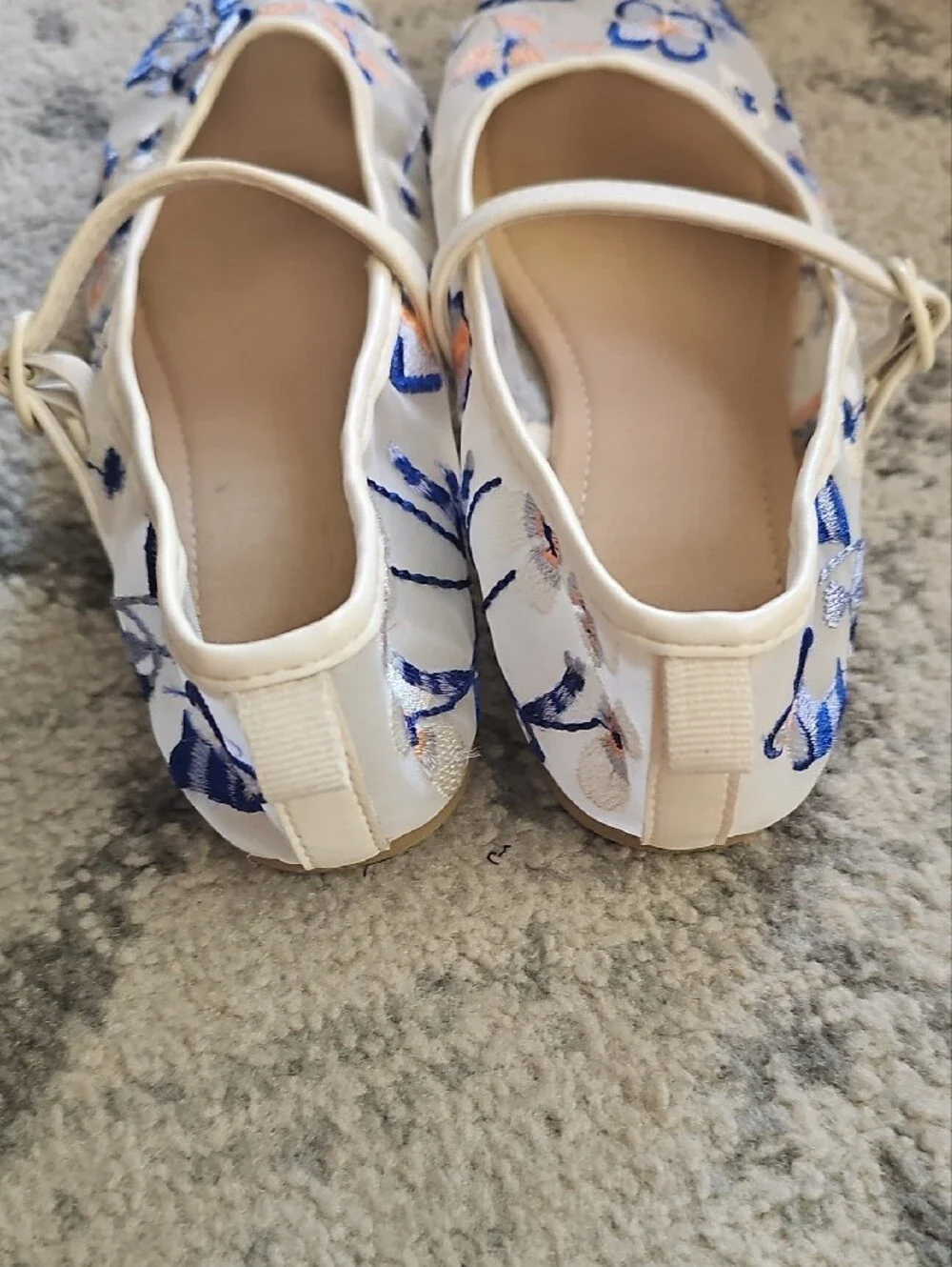 H&M charming white